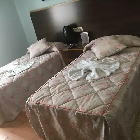 Hostal Goias 招待所
